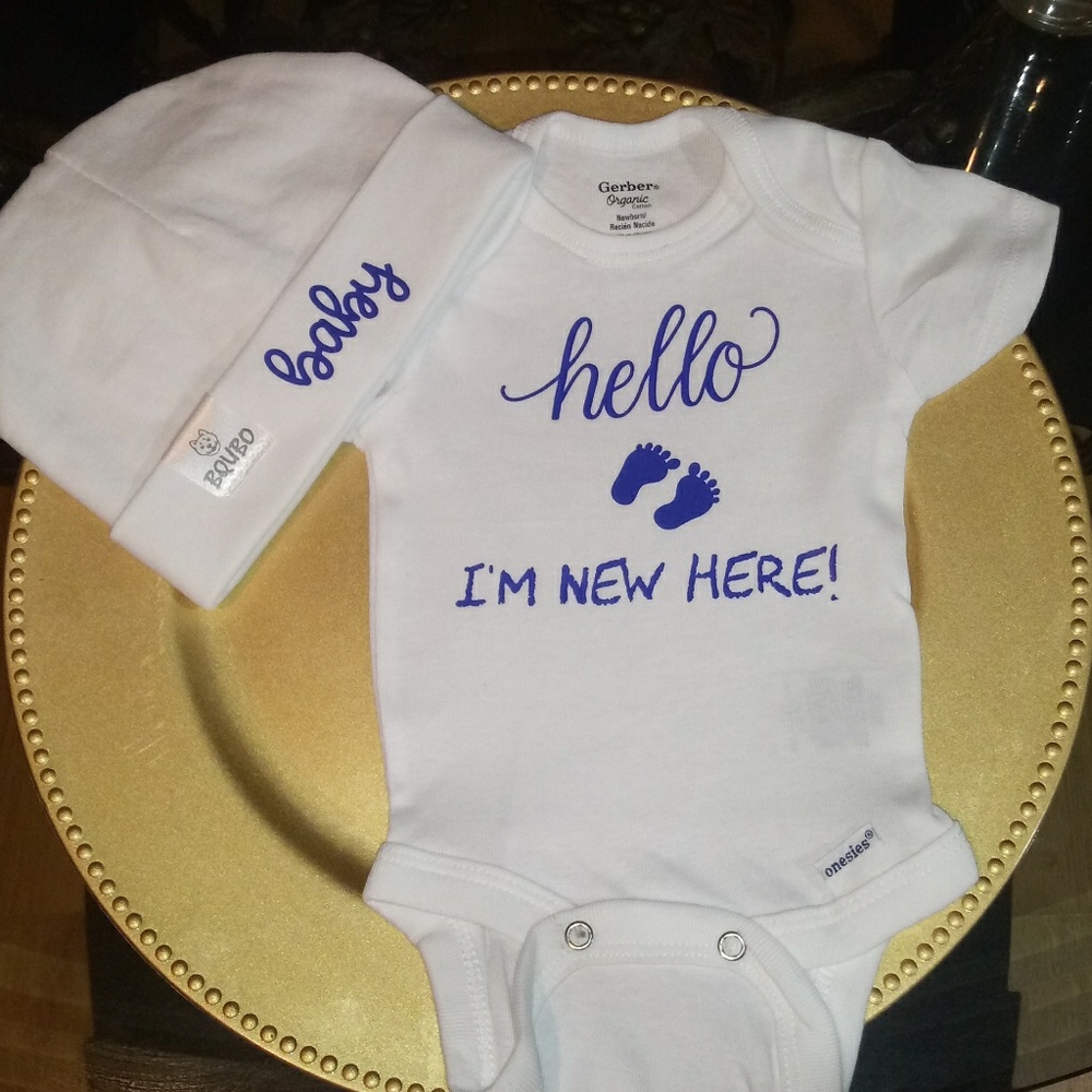 Two-piece newborn boys onesie